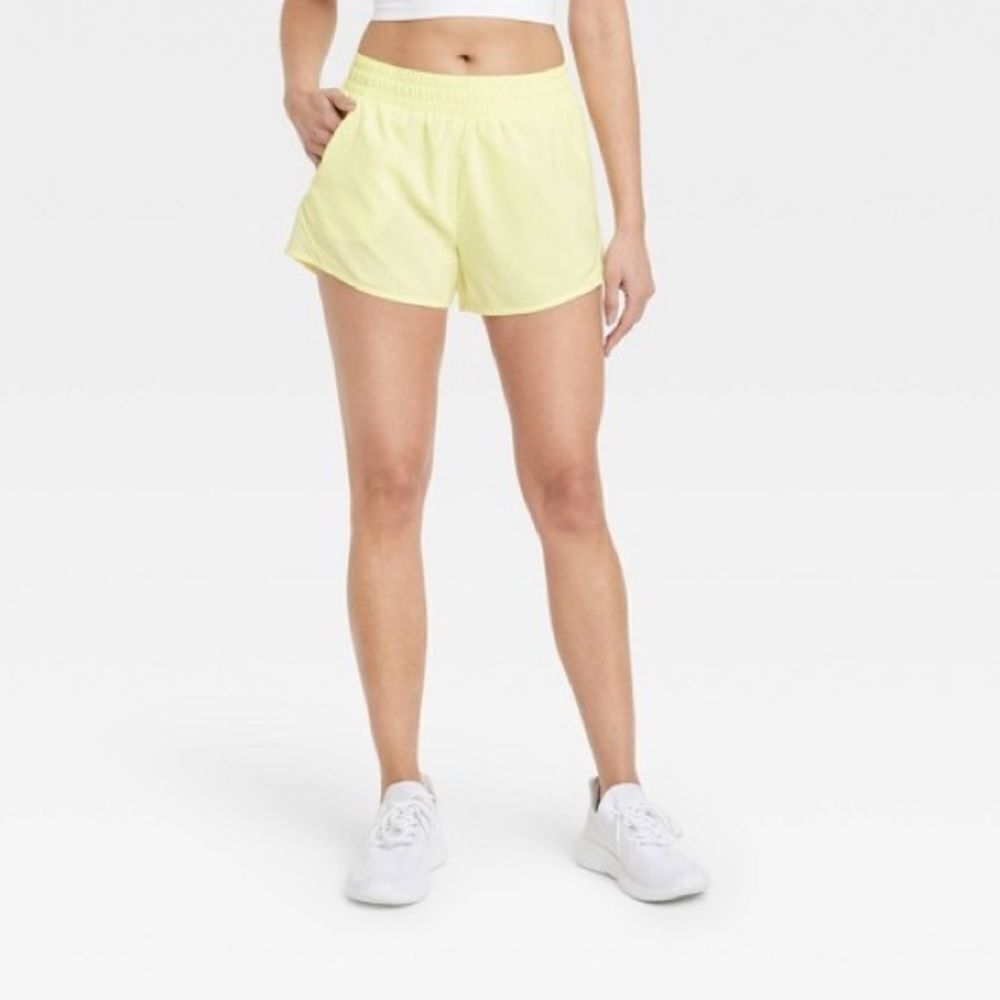 NWT [all in motion] mid rise hilighter yellow run short 3”